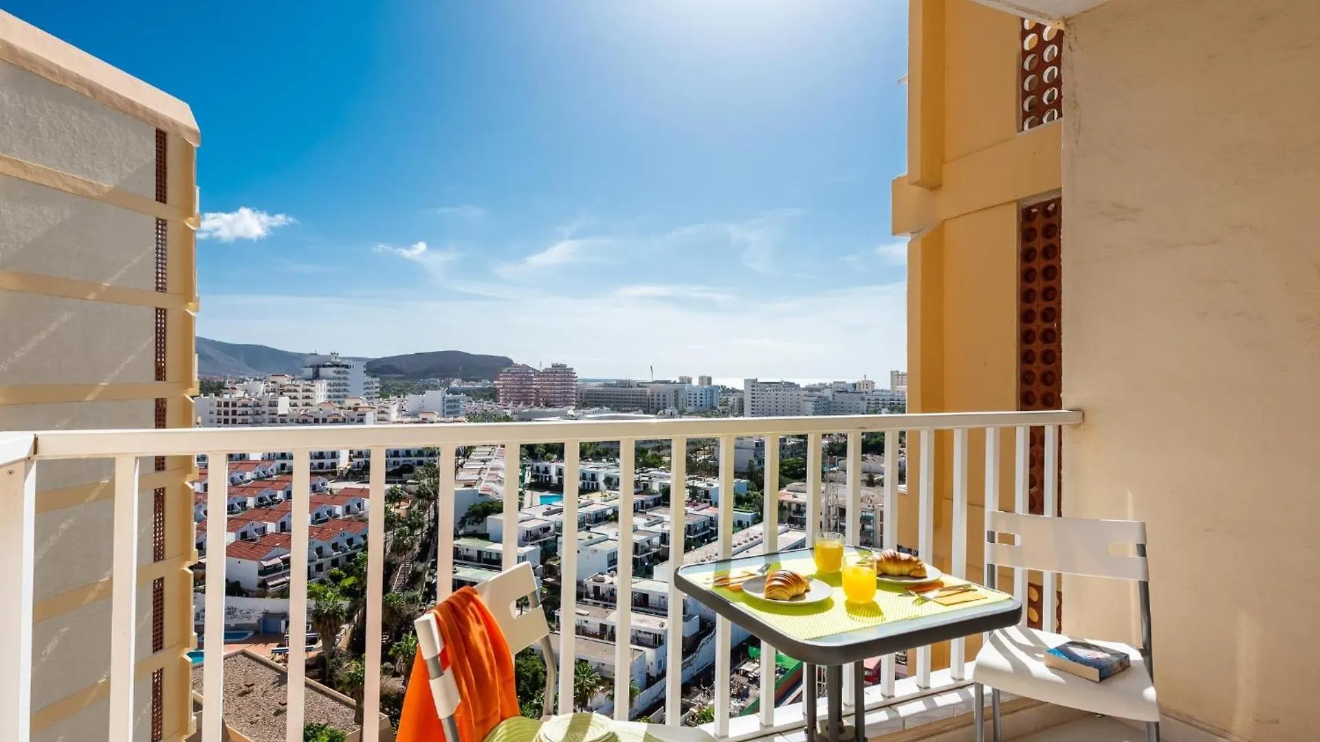 12. Comfortable Apartment In Las Americas Playa de las Americas  0*, Playa de las Americas (Tenerife) Spain