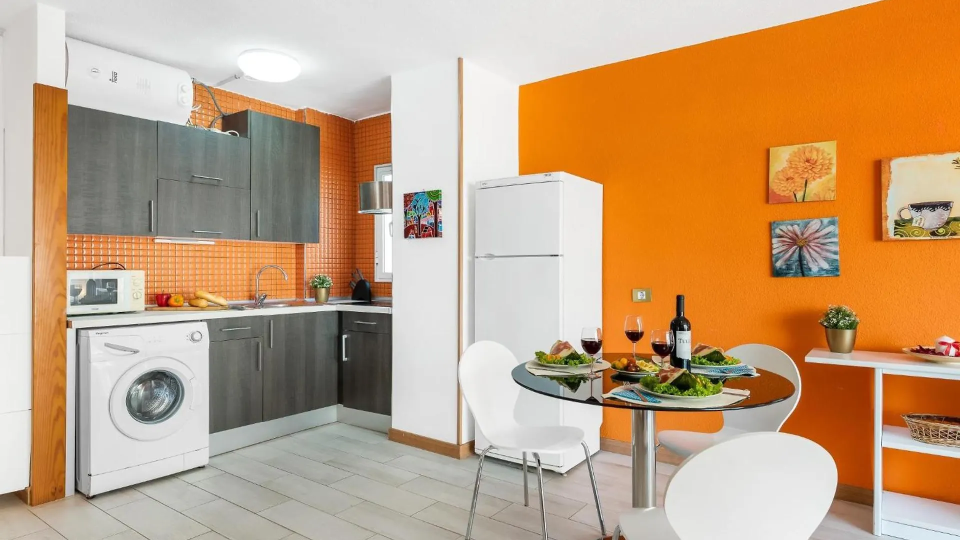 12. Comfortable Apartment In Las Americas Playa de las Americas